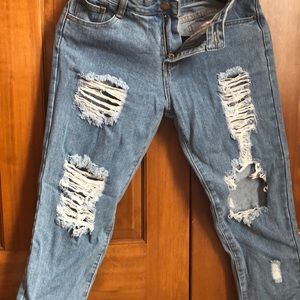 BRAND NEW medium wash distressed boyfriend jeans
